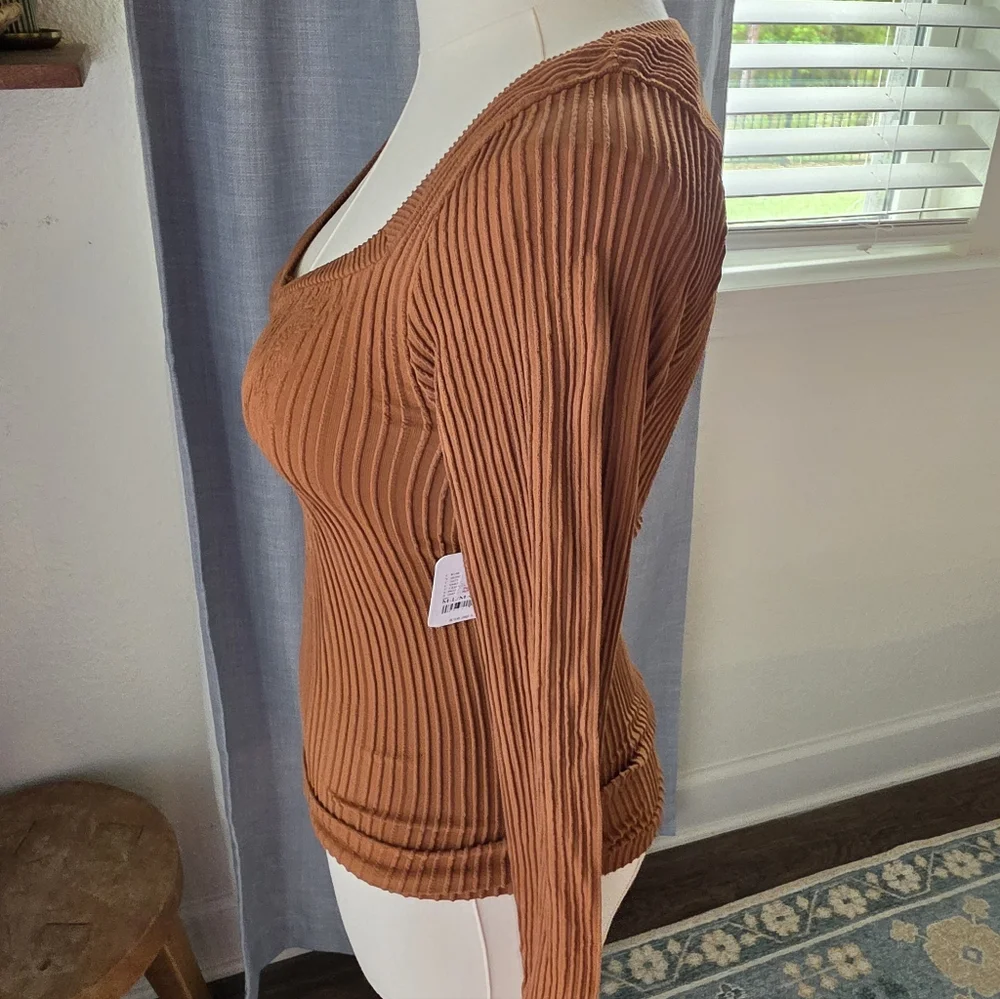 NWT Free People Women's Ribbed V-Neck Long Sleeve Top - Rust